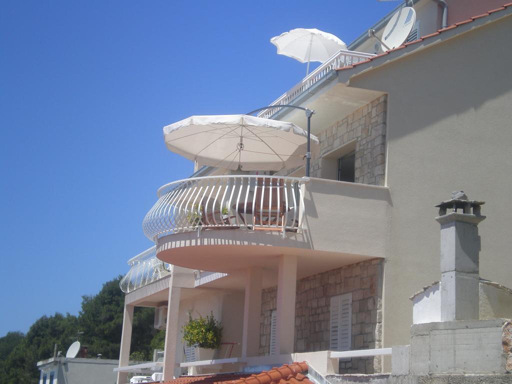 Apartments Tatjana Dominis Hvar Town Bagian luar foto