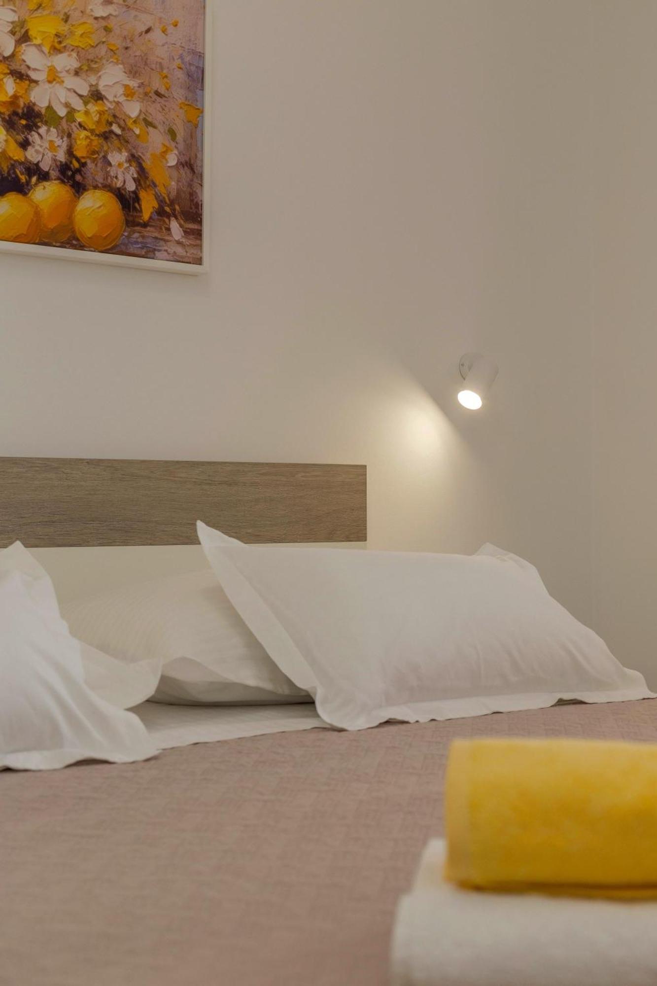Apartments Tatjana Dominis Hvar Town Ruang foto