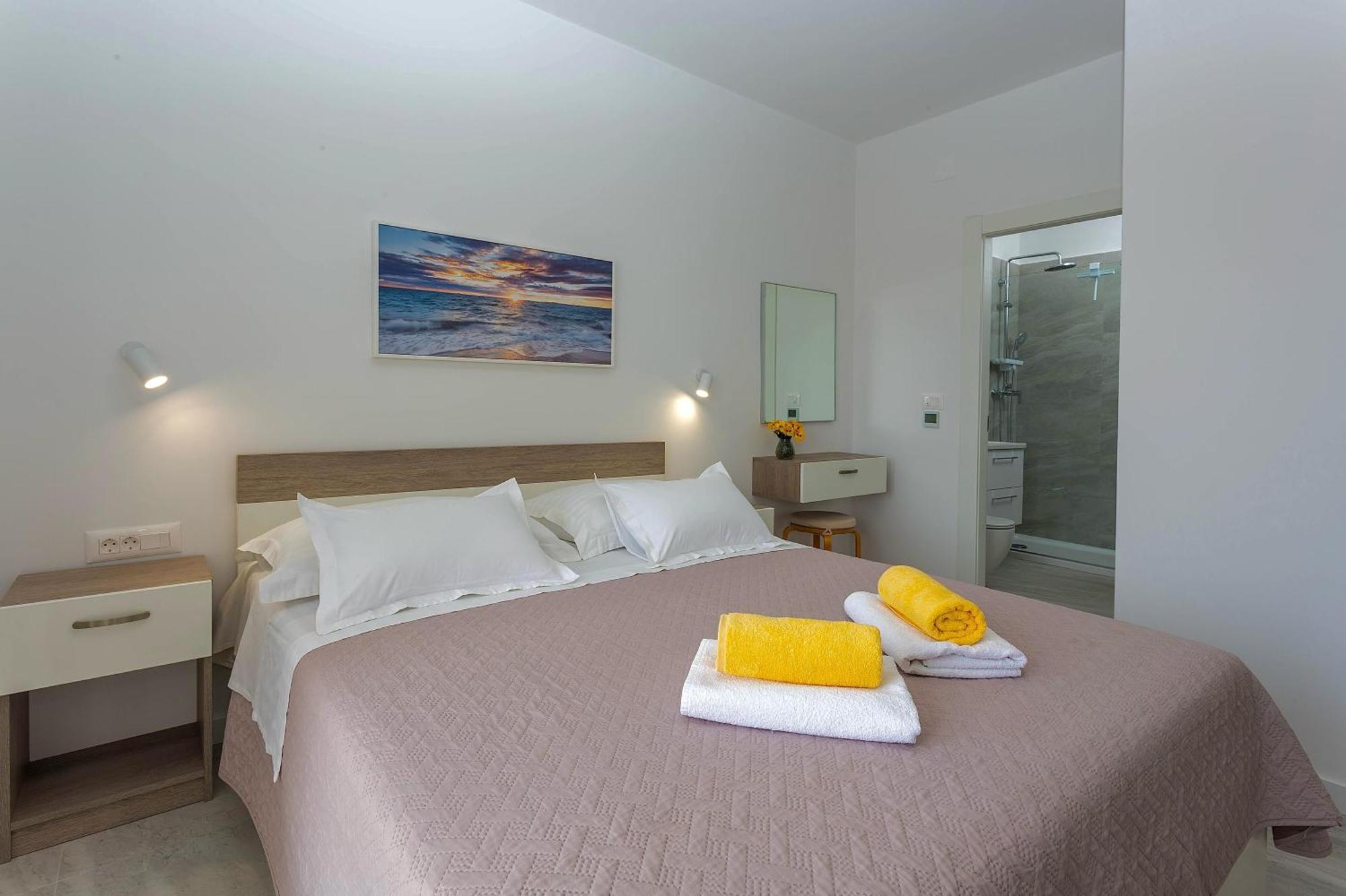 Apartments Tatjana Dominis Hvar Town Bagian luar foto