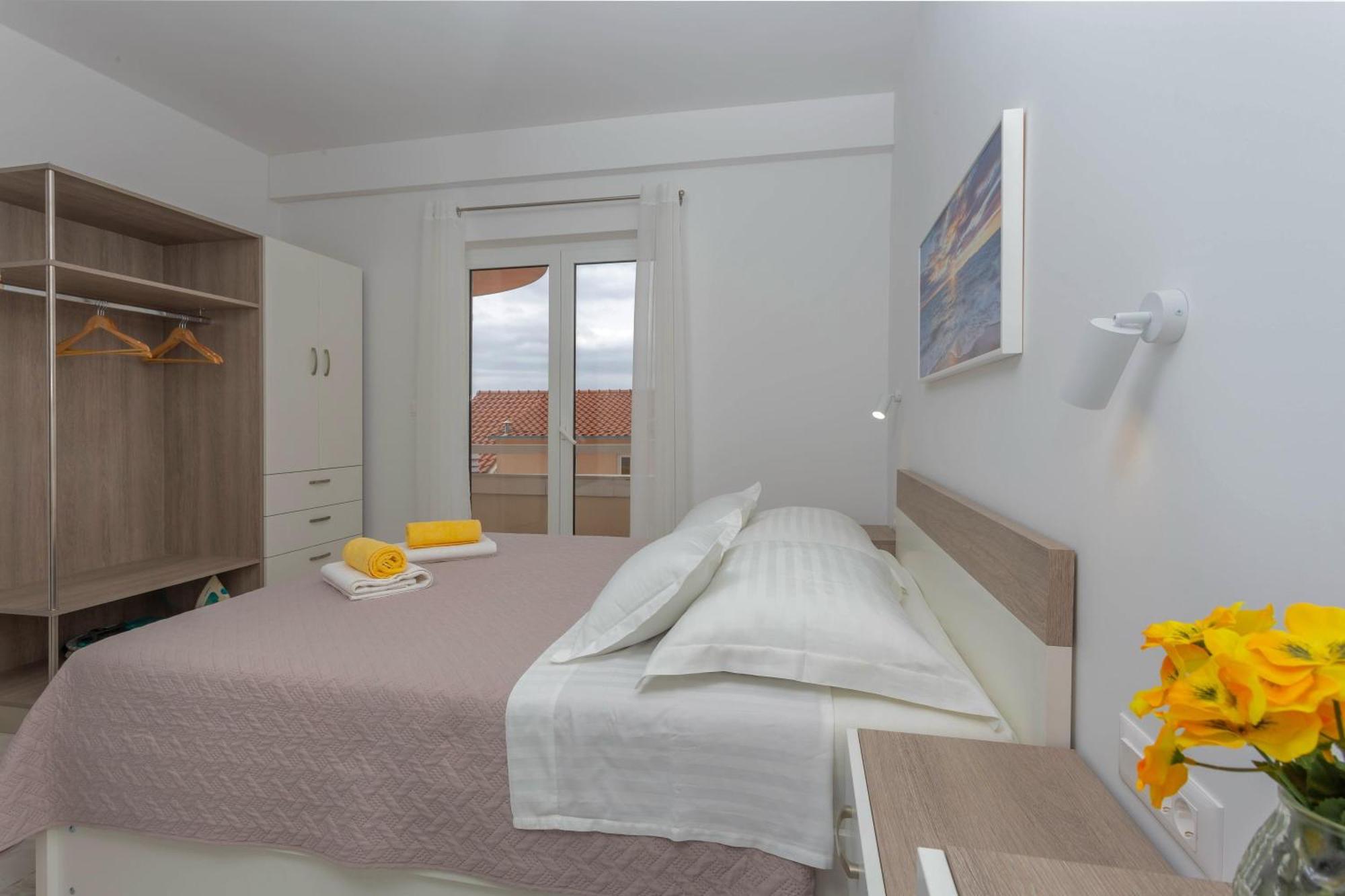 Apartments Tatjana Dominis Hvar Town Ruang foto