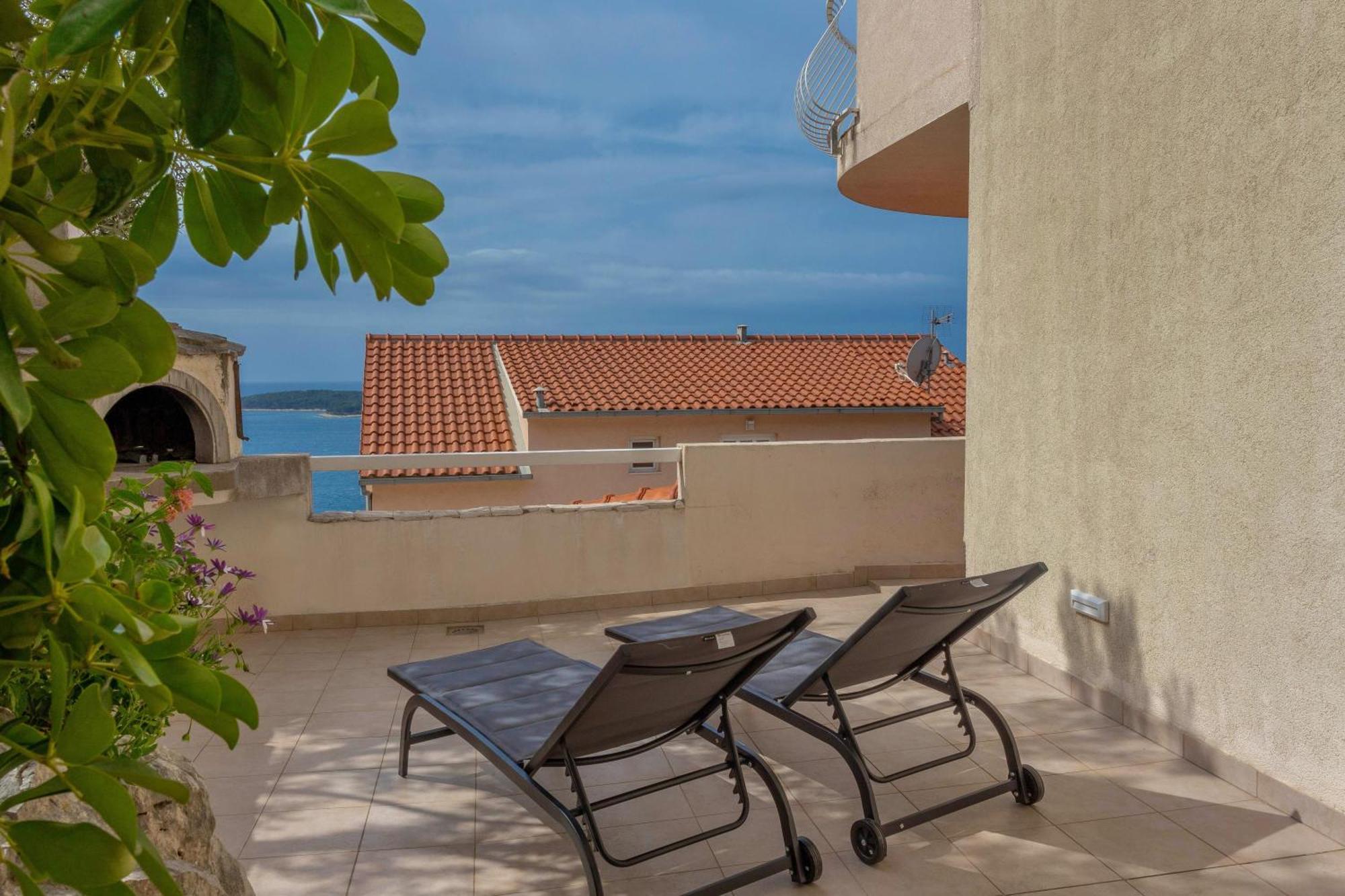 Apartments Tatjana Dominis Hvar Town Ruang foto
