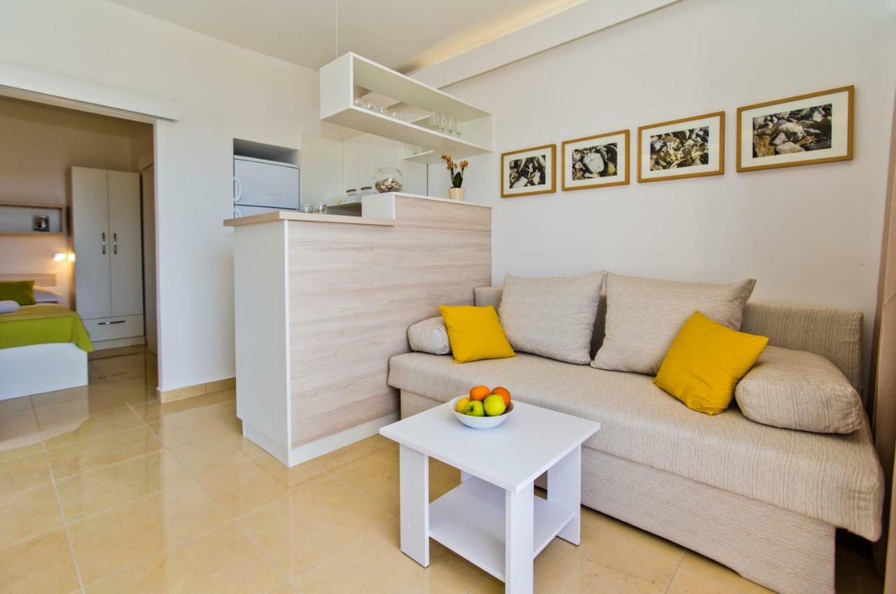 Apartments Tatjana Dominis Hvar Town Bagian luar foto