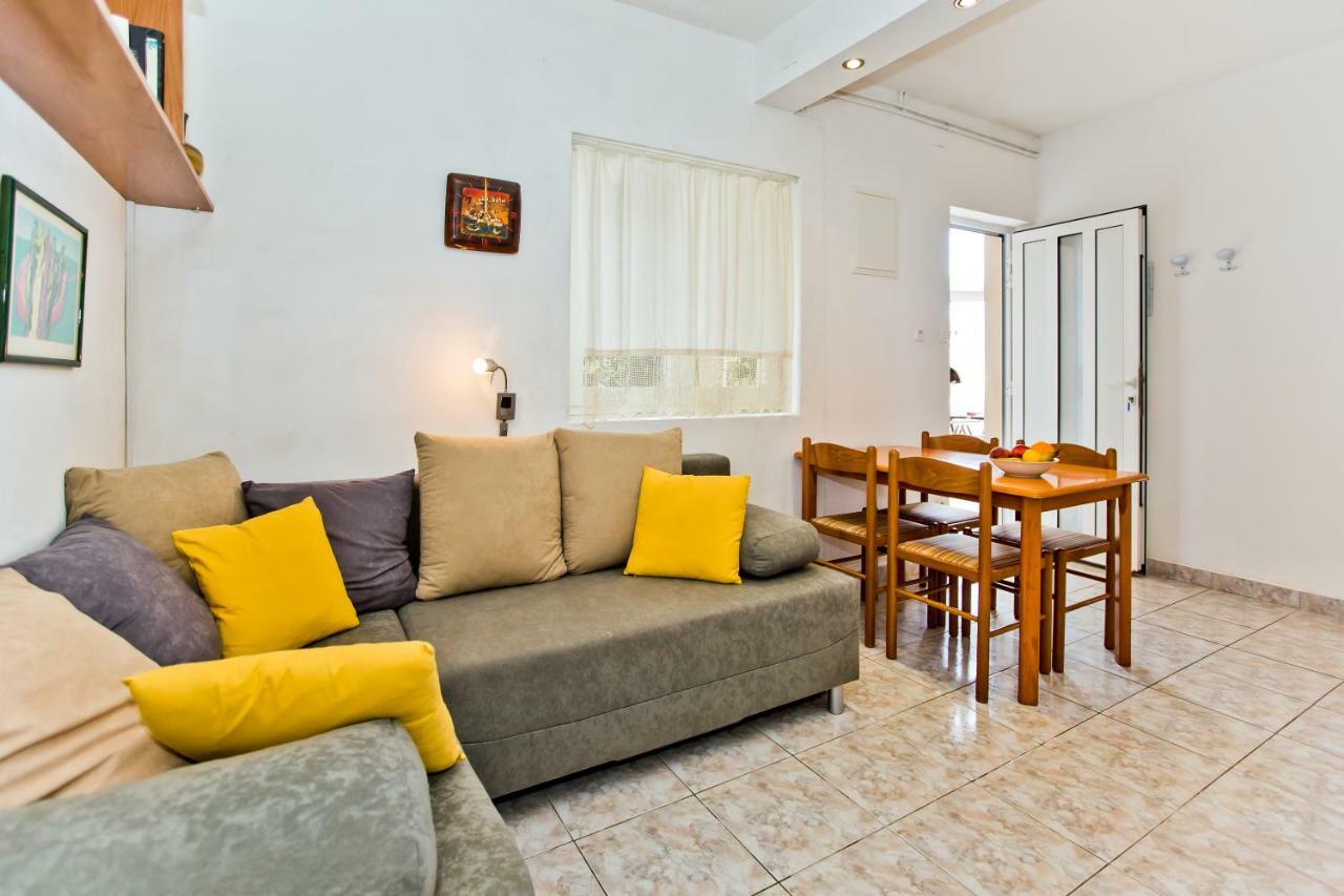 Apartments Tatjana Dominis Hvar Town Bagian luar foto