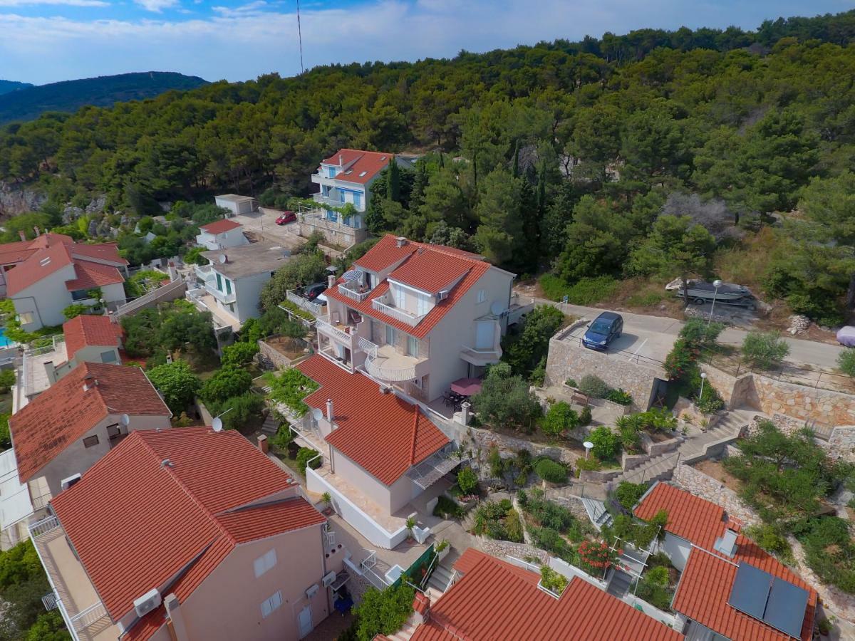 Apartments Tatjana Dominis Hvar Town Bagian luar foto